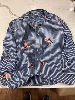 H&M Blue and White Striped Button-Down Shirt with Floral Embroidery